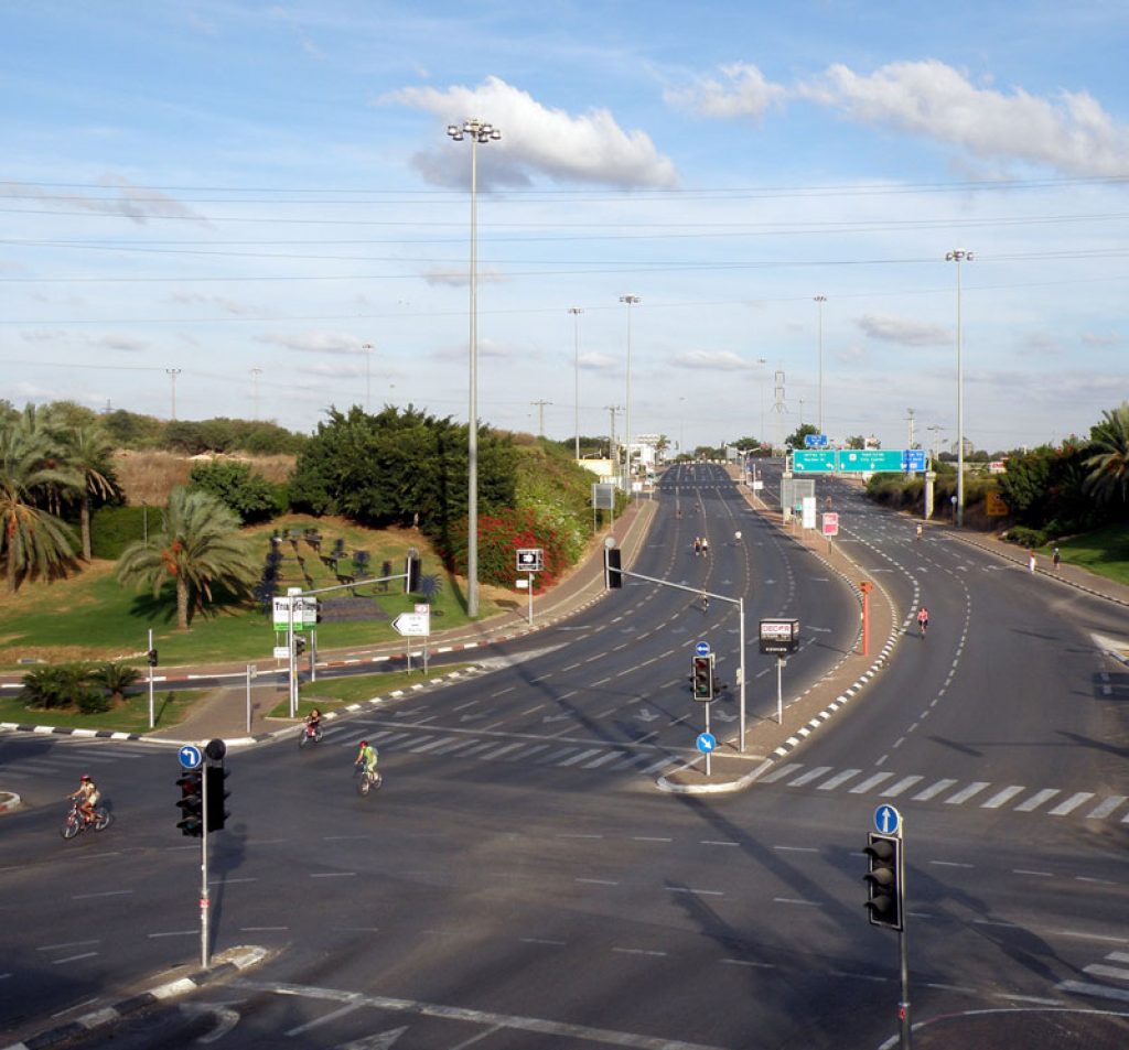 The empty highways of Israel Yom Kippur by Ron Almog on flickr
