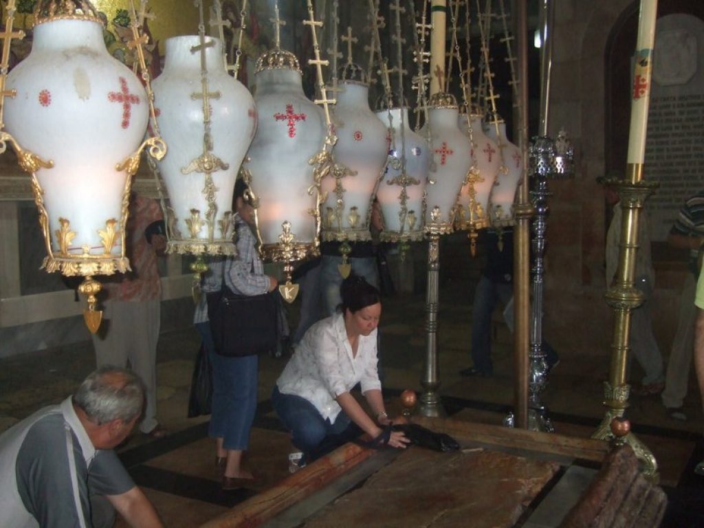 church of the holy sepulcher